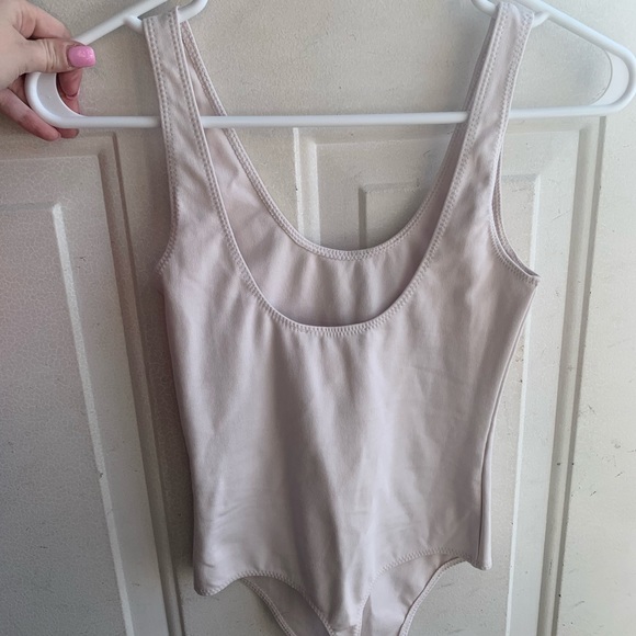 Aritzia body suit - Picture 2 of 2